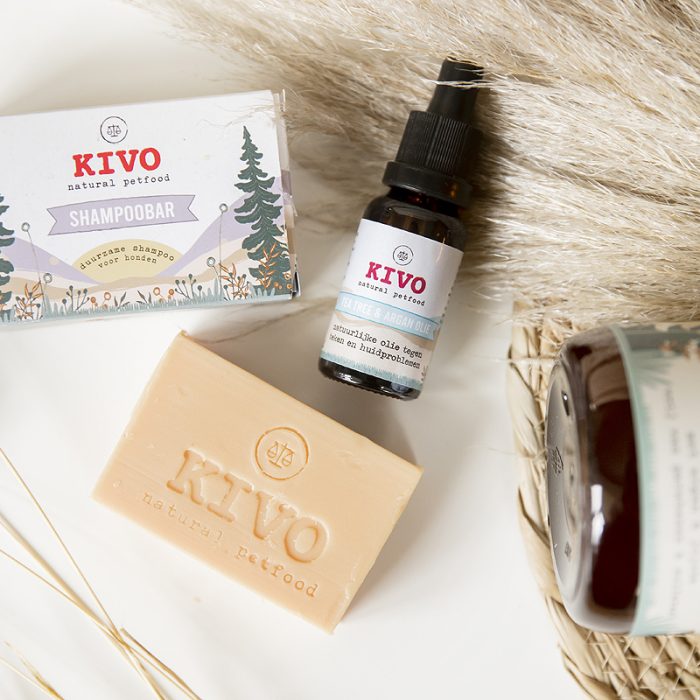 KIVO petfood shampoo bar shampoobar washbar zeep shampoo hond dog honden hondenshampoo natuurlijk druppels teken vlooien spray vacht verzorging review ervaring