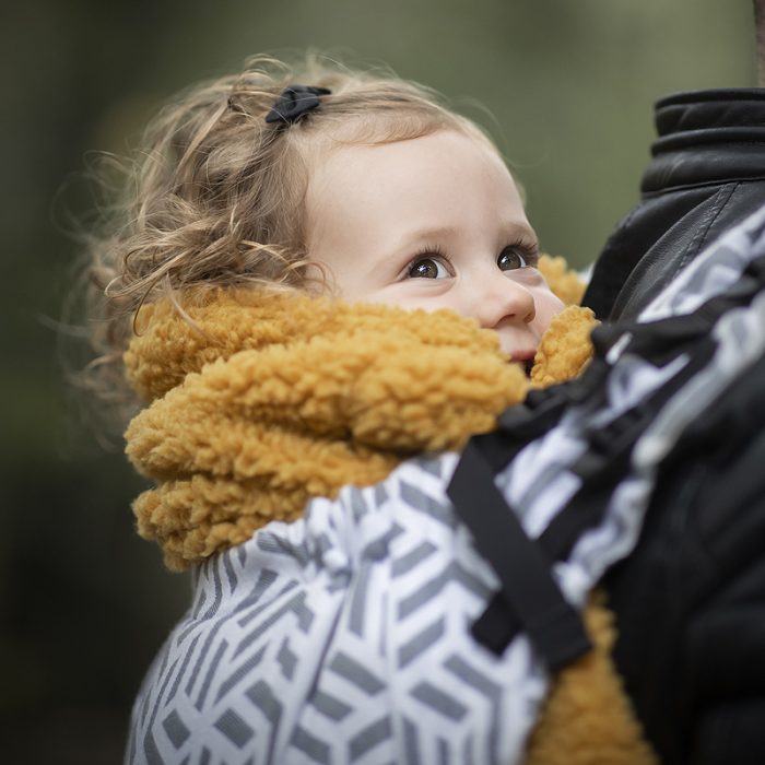 dragen draagdoek draagzak ringsling ervaring voordelen kleuter baby peuter dreumes