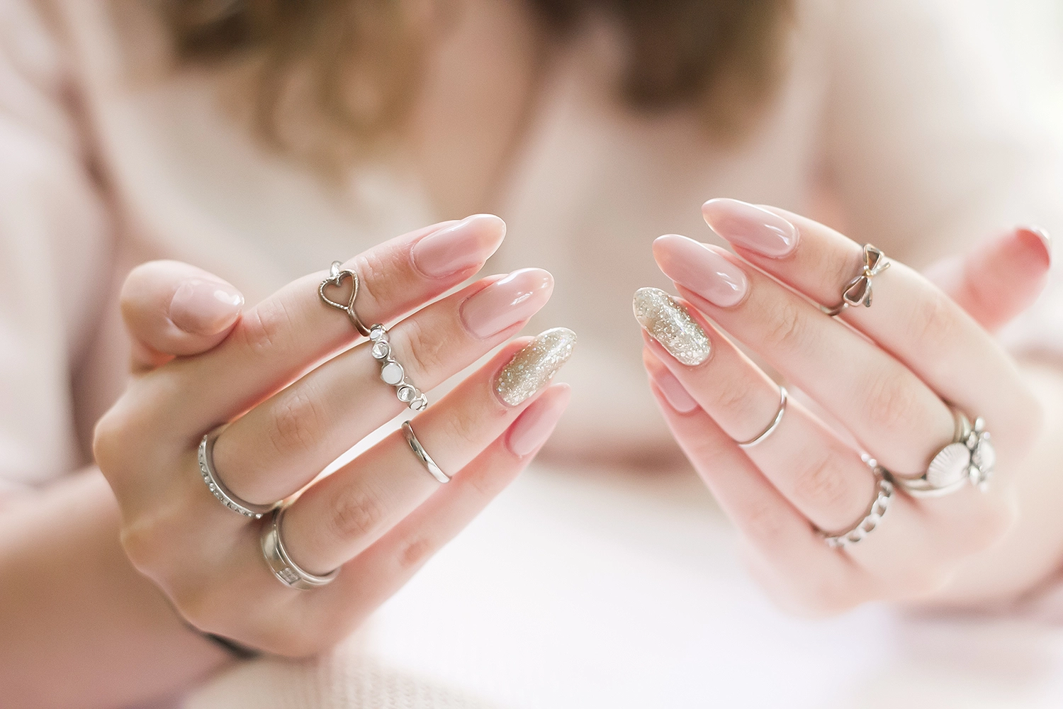 gelnagels gel nagellak gellak gellac review ervaring tips benodigdheden hoe werkt het wat heb je nodig gelnagellak zelf doen